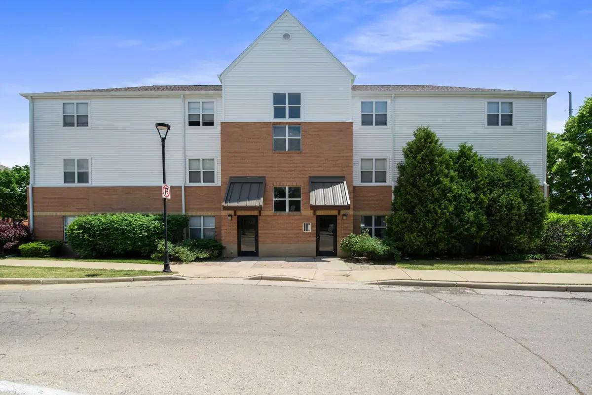 undefined apartments for rent - image - dsc_4650.jpg1